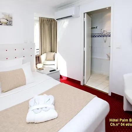 Отель Palm 4*